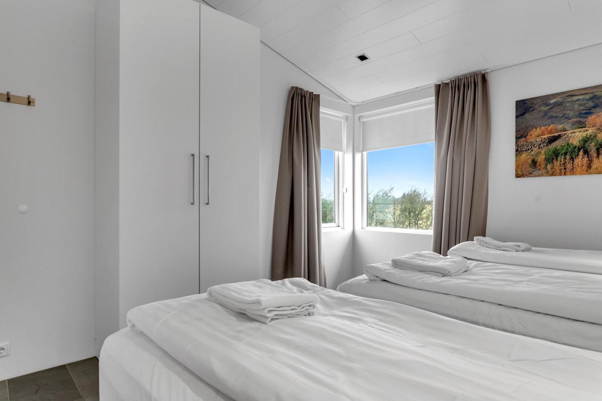 Luxury Villa With River View Laugaras ภายนอก รูปภาพ